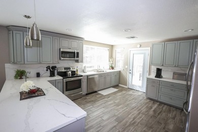 Welcome to your serene oasis in Scotts Valley! This charming - photo 2