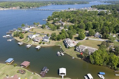 Additional listing photo 1
