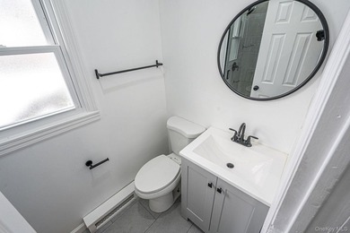 Welcome To This Beautifully Updated Colonial In The Heart Of - photo 15