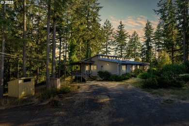 (private lake, pond, coastal) Home For Sale in Lebanon Oregon