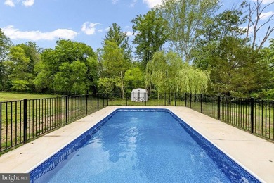 Nestled along the public side of Lake Anna in Frazier's Landing - photo 33