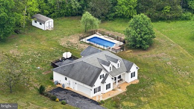 Nestled along the public side of Lake Anna in Frazier's Landing - photo 42