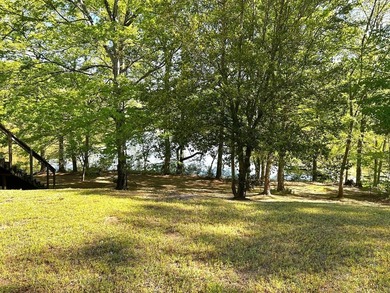 Looking for a weekend hunting/fishing retreat? THIS could be the - photo 9