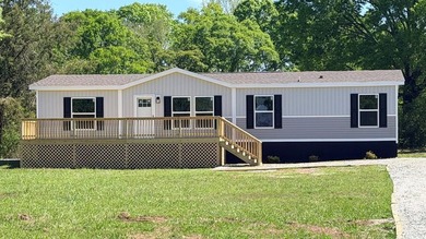Lake Greenwood Home For Sale in Waterloo South Carolina