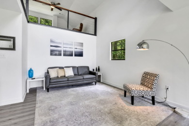 Beautiful Designed Waterview Home - photo 18
