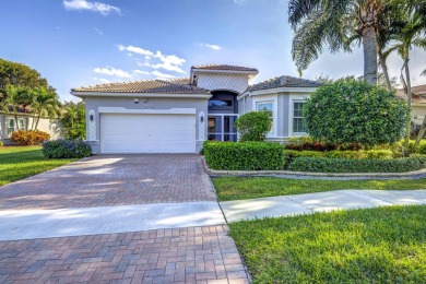 (private lake, pond, creek) Home For Sale in Boynton Beach Florida