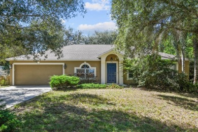 Lake Home For Sale in Minneola, Florida