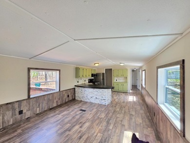 Completely remodeled 3-bedroom, 2-bath home located just minutes - photo 6