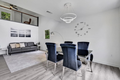 Beautiful Designed Waterview Home - photo 19