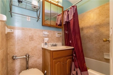 Introducing well-maintained one-bedroom apartment  located on