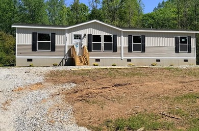 Lake Greenwood Home For Sale in Waterloo South Carolina