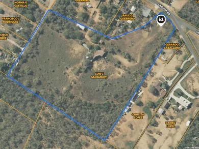 Calavares Lake Acreage For Sale in San Antonio Texas