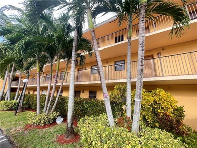 (private lake, pond, coastal) Condo For Sale in Coral Springs Florida