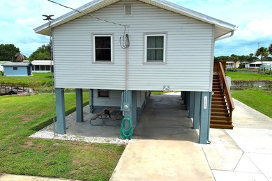 Perfect as a seasonal retreat or very lucrative rental. This - photo 2