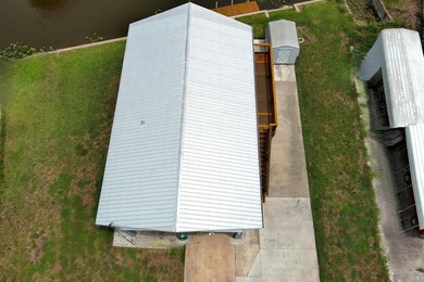 Perfect as a seasonal retreat or very lucrative rental. This - photo 4