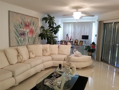 Lake Condo For Sale in Pembroke Pines, Florida