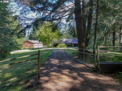 Private Acreage Retreat with Single-Level Living & Incredible - photo 4