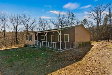 Greers Ferry Lake Home For Sale in Bee Branch Arkansas