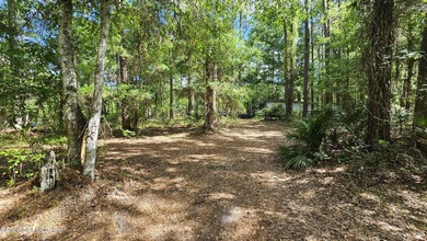 Investor or Handyman Special! CASH ONLY! Just 10 min North of - photo 5
