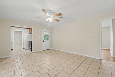 Move-in ready and priced to sell! This beautifully refreshed - photo 9