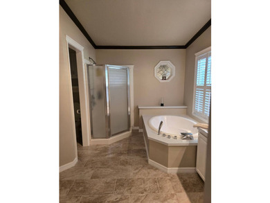 Beautifully maintained, furnished 3-bedroom, 2.5-bath waterfront - photo 14