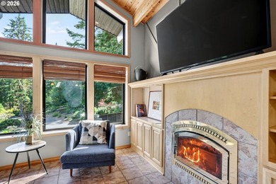 Gorgeous custom chalet on 20 secluded acres with stunning Mount - photo 14