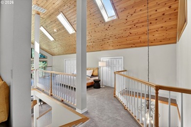 Gorgeous custom chalet on 20 secluded acres with stunning Mount - photo 17