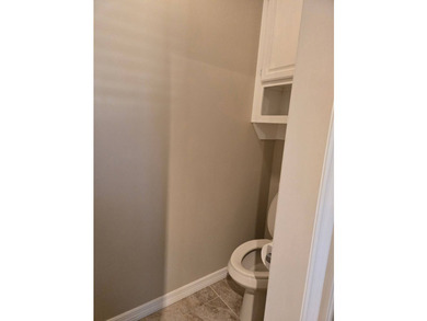 Beautifully maintained, furnished 3-bedroom, 2.5-bath waterfront - photo 19