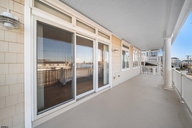 Wake up to sweeping bay views and the relaxed elegance of