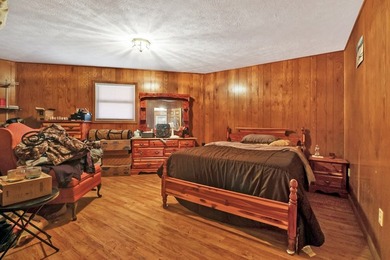 Mountain oasis on 93 unrestricted acres featuring two homes - photo 31