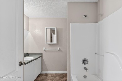 ASSUMABLE 4.625 RATE-VA loan. See Private Remarks for More - photo 9