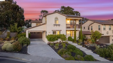 1461 Montclair St. - Quiet luxury with impeccable style on Mare - photo 1