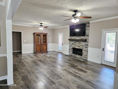 BACK ON THE MARKET DUE TO NO FAULT OF THE SELLER. Ready to spend - photo 18