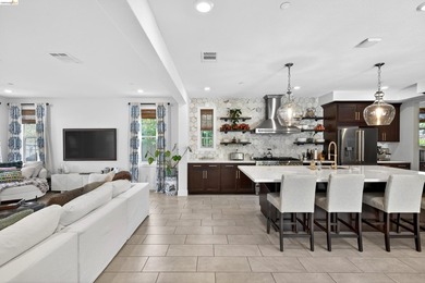 1461 Montclair St. - Quiet luxury with impeccable style on Mare - photo 10
