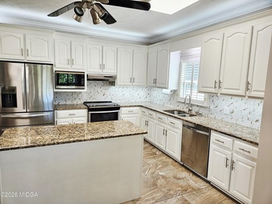 BACK ON THE MARKET DUE TO NO FAULT OF THE SELLER. Ready to spend - photo 23