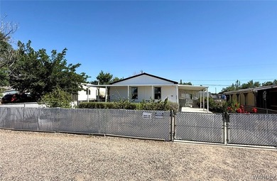 Welcome home to this beautifully updated 2-bedroom, 2-bath - photo 5