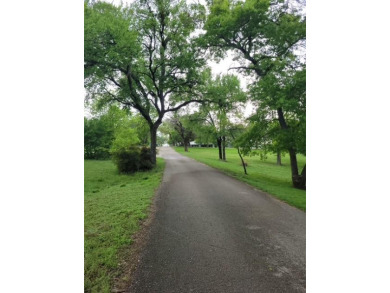 Lake Home For Sale in Clifton, Texas