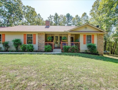 Lake Home For Sale in Hot Springs, Arkansas