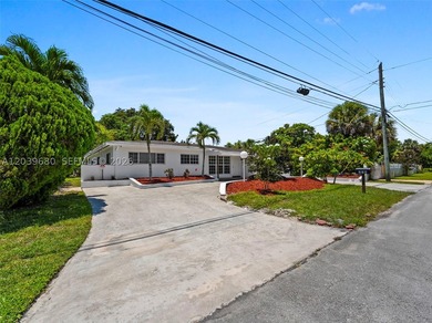 Modern elegance meets comfort in this stunning, fully remodeled - photo 3