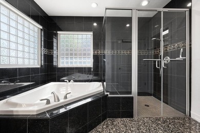 Wonderful executive home on the Thorncreek Golf Course in The - photo 14