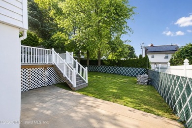 Welcome to 27 Hunton Street, a charming Tudor-style home nestled - photo 20