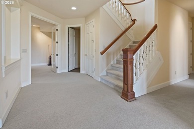 Commanding panoramic views of Mt. Adams, Mt. Hood, and Mt. St - photo 38