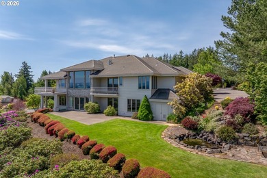 Commanding panoramic views of Mt. Adams, Mt. Hood, and Mt. St - photo 45