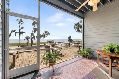 Unbelievable Value! Lake Santa Fe lakefront living with 30 X 30 - photo 2