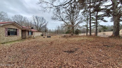 HUGE potential on this fixer-upper on 14+- acres with a shop! 3 - photo 5