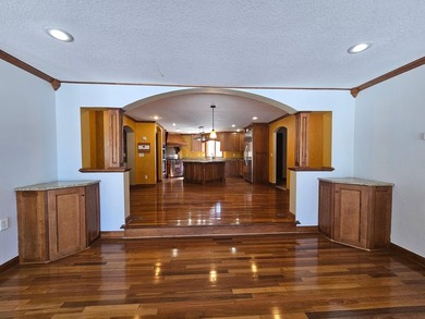 Suitable for multi-generational living! Elevatored 8344 Square - photo 7