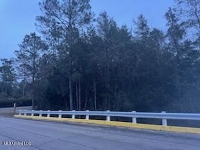 Rolling 22.19 Acers in Vancleave. Property like this in the - photo 4
