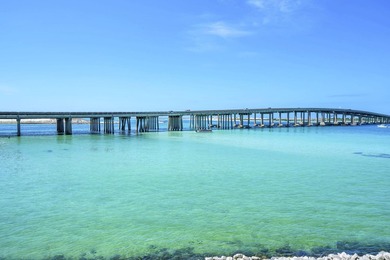 Welcome to 'Fort Destin', where you'll find a unique waterfront - photo 15