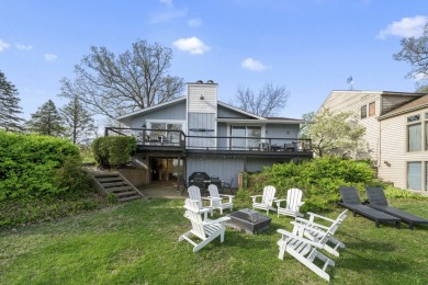 Lake Home For Sale in Lake Holiday, Illinois