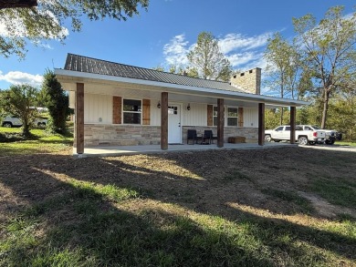 Lake Home For Sale in Sunbright, Tennessee